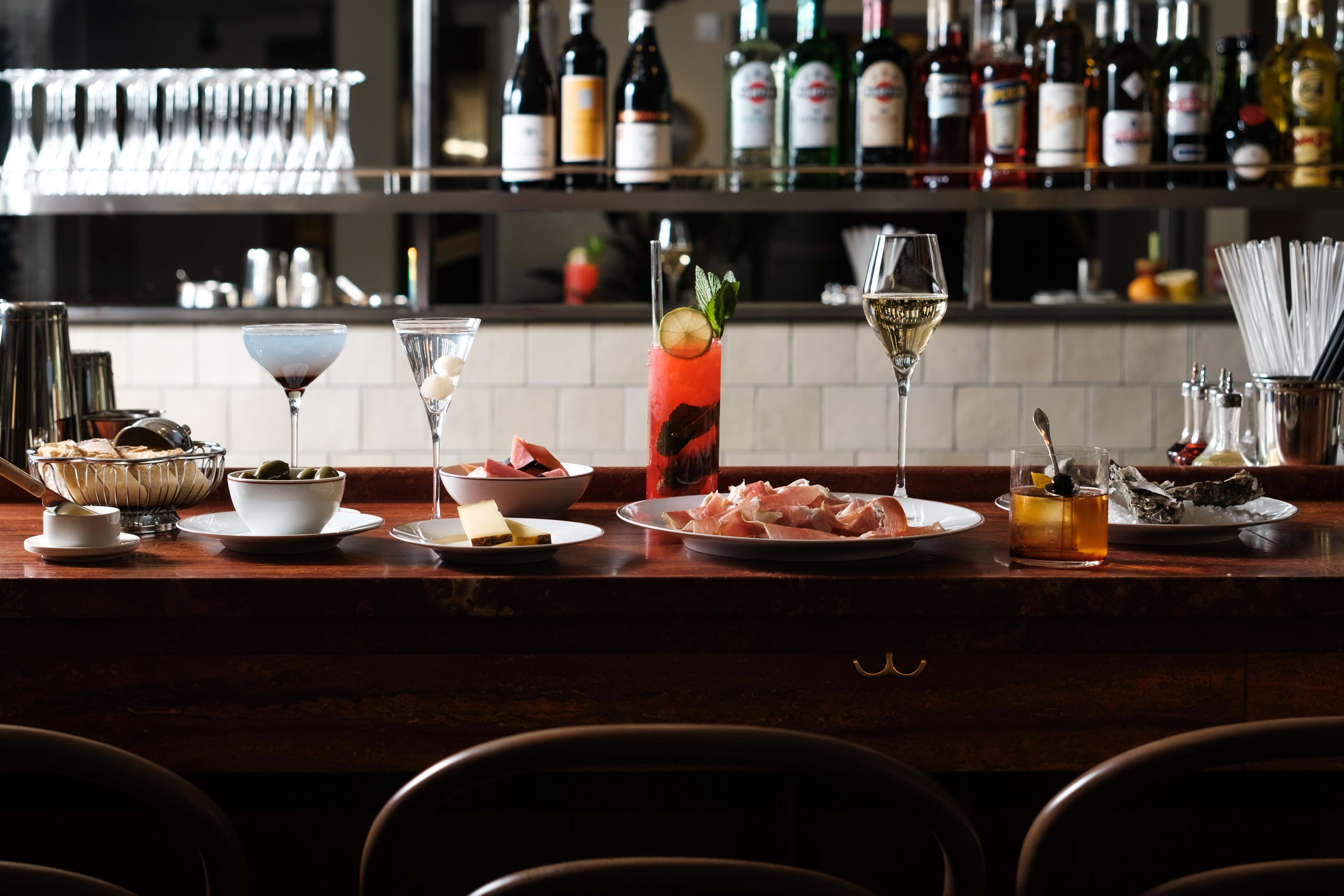  – Hotel bars